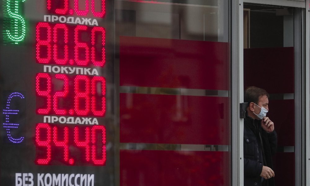 Cambi: euro apre stabile a 1,1801 dollari
