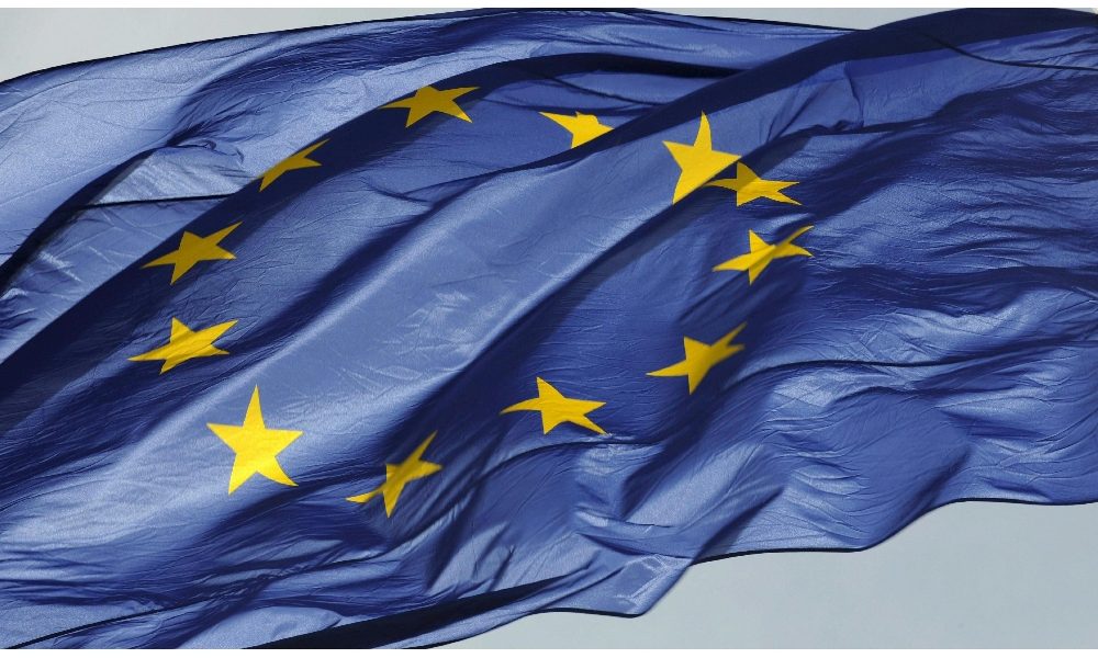 Cambi: euro stabile a 1,1084 dollari