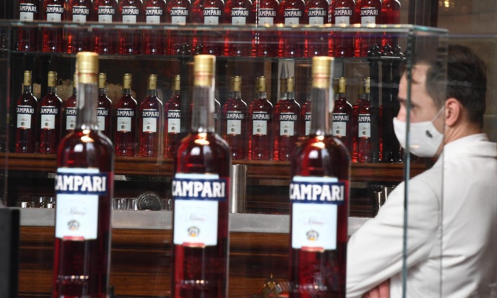 Campari: 1,57 miliardi ricavi (+27%), picco aperitivi estate