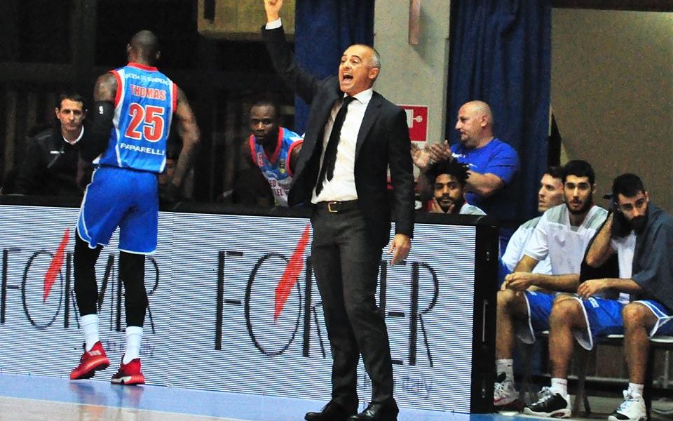 Coach Sodini e la gara di Avellino. «Condizionati dalle vicende societarie»