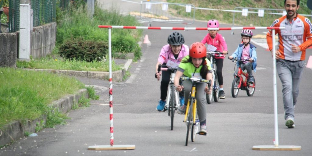 Carbonate, promozione del ciclismo per le nuove leve