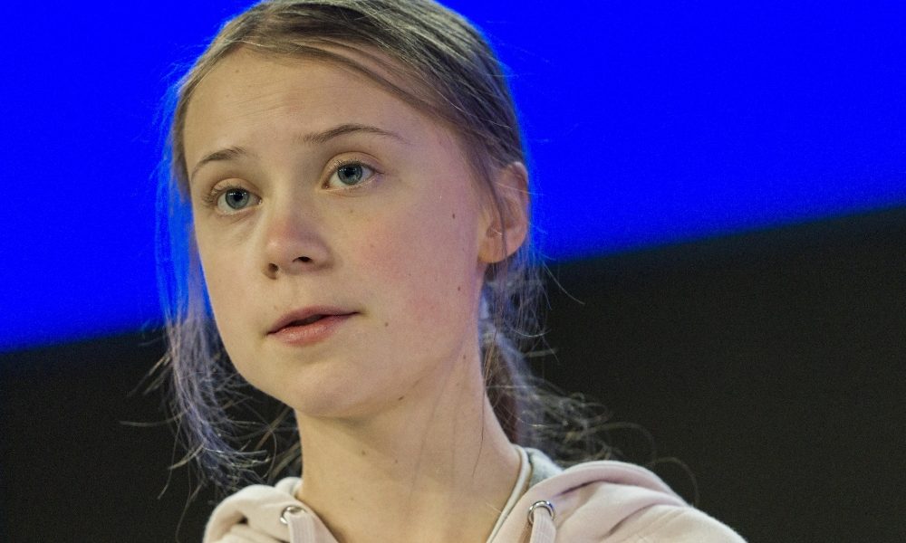 Carlo vede Greta, vicini alla catastrofe