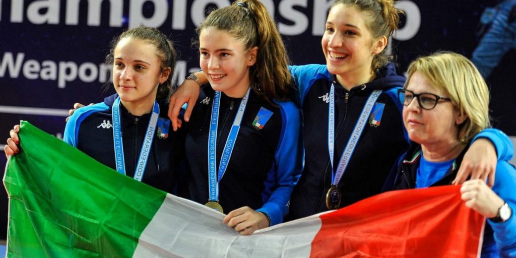 Carlotta Ferrari oggi in gara agli Europei giovanili di scherma in Croazia
