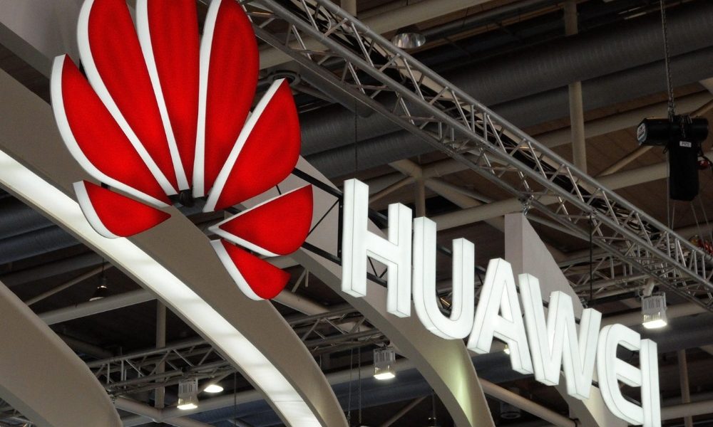 Casa Bianca accusa Huawei di rubare dati