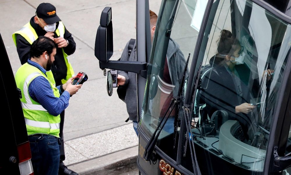 ‘Casa Bianca bloccò obbligo mascherine’