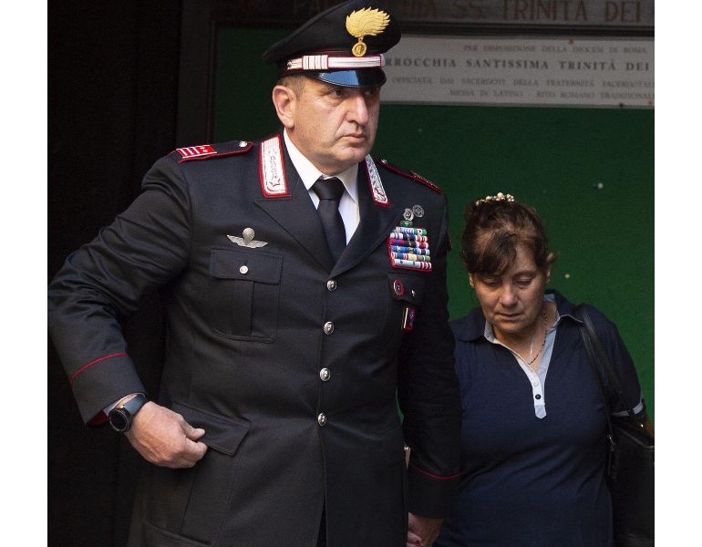 Cc ucciso:a ex comandante accusa falso