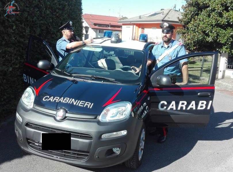 Irruzione in un appartamento di Cermenate: in manette una coppia di spacciatori