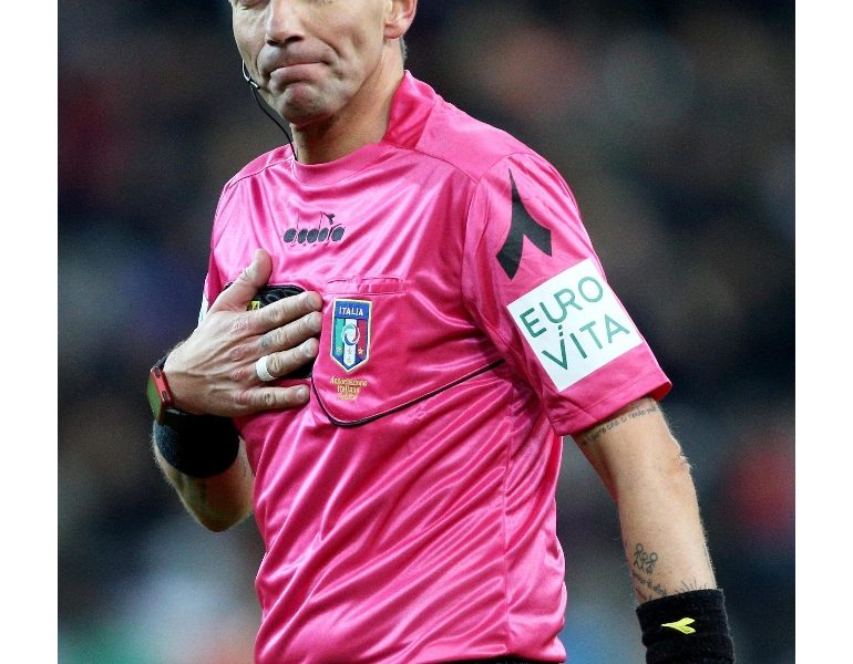 Champions:ex arbitro Mazzoleni, “errore grave e deprecabile”