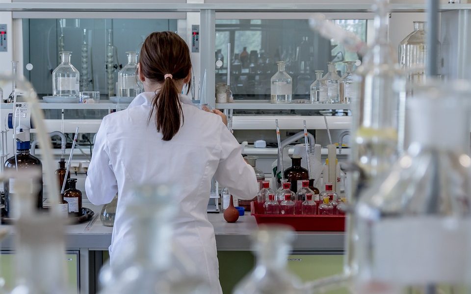 Esportazioni, Como cresce del 6,2%. Bene chimica, meccanica e metallurgia; male il tessile