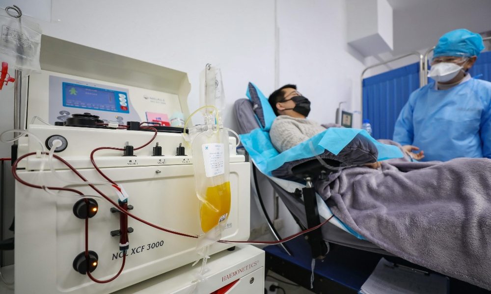 Cina, vittime coronavirus salite a 2.112