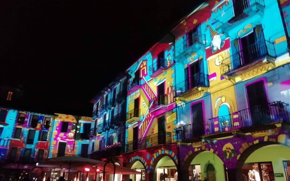 Città dei Balocchi, partenza tra luci e shopping