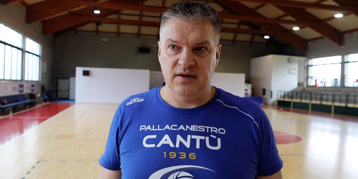 Crisi del basket, tutti a Desio, rinviato il consiglio comunale di Cantù