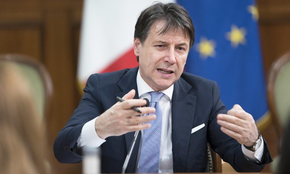 Colloquio Conte-Fico alla Camera