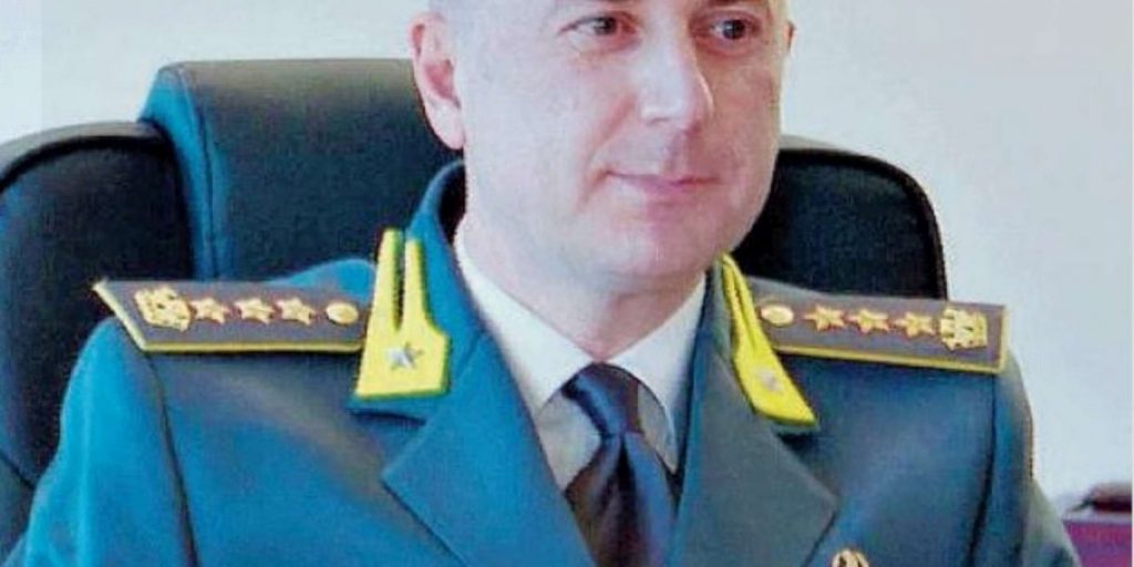 Il nuovo comandante della Guardia di finanza al lavoro a Palazzo Terragni