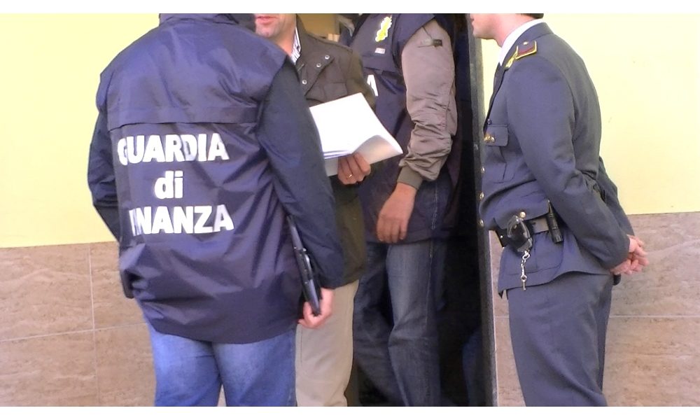 Commerciante preziosi evasore totale