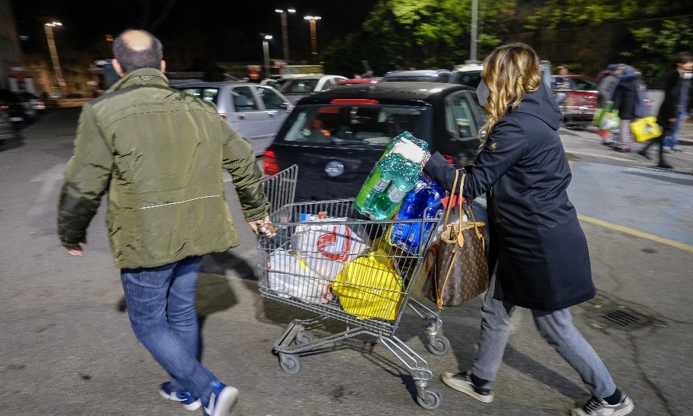 Commercio:Istat, vendite febbraio +0,8%