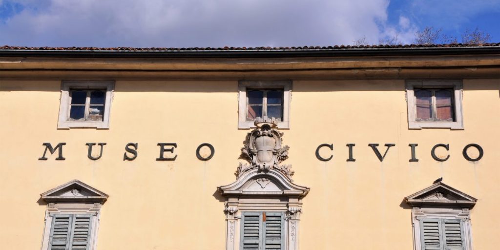 Gioielli  neoclassici al Museo Storico di Como