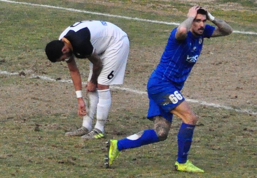 Il pari del Como, l’amarezza di mister Banchini: «Partita presa sotto gamba»