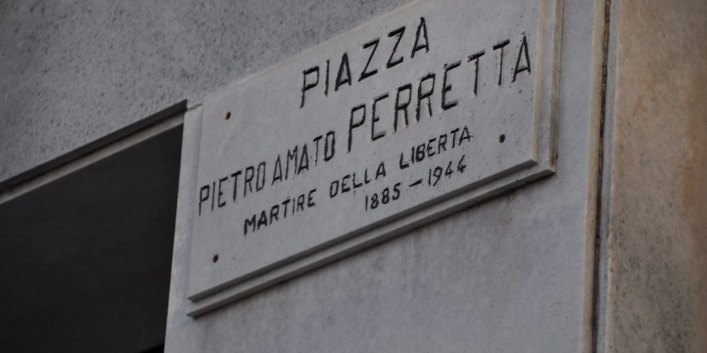 Istituto Perretta, la storia viaggia online