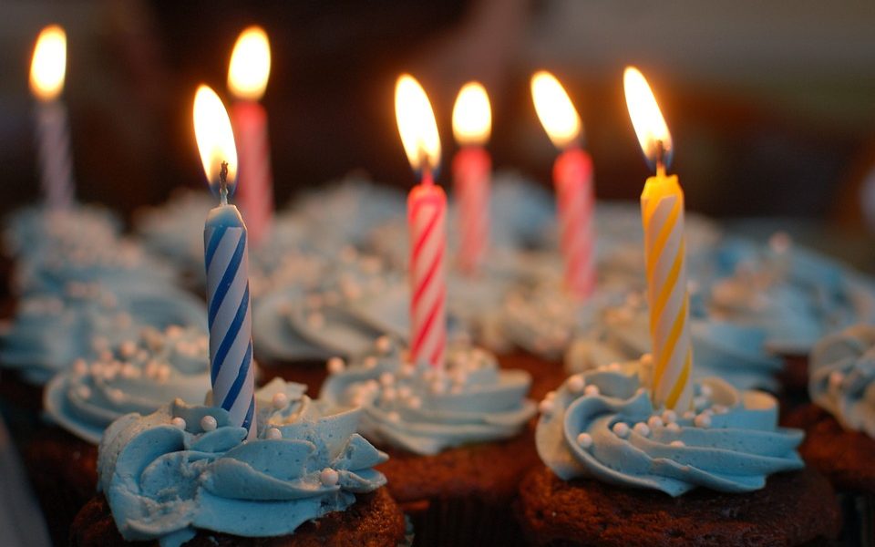 Ospite compie 105 anni: festa alla Casa-albergo di Lomazzo