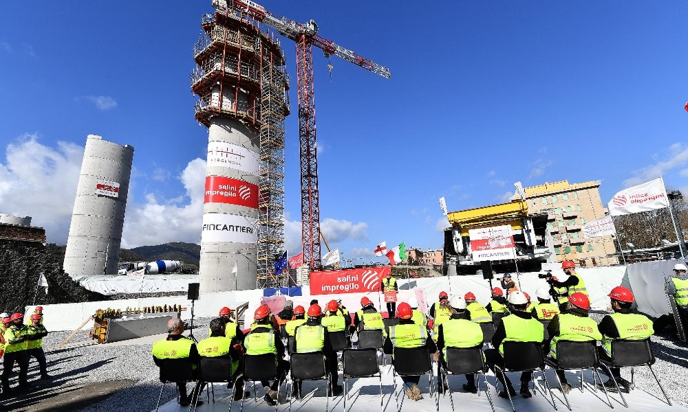 Completate tutte pile Ponte Genova