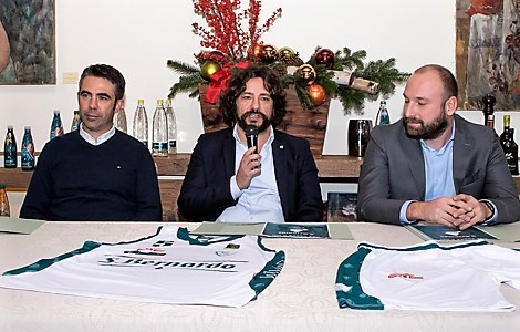 È un verde San Bernardo la nuova maglia di Cantù. Domani la “prima” con Milano