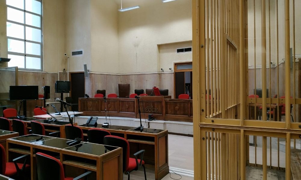 Consigliere comunale ucciso nel Napoletano:riaperte indagini