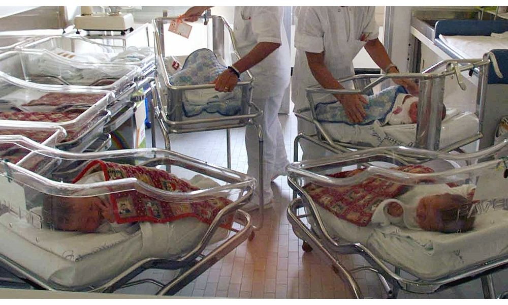 Contagiata partorisce, neonato negativo