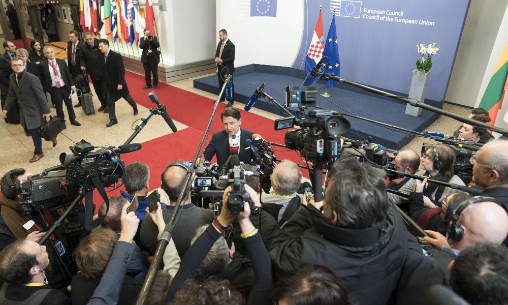 Conte a Ue, risposta tardiva e inutile