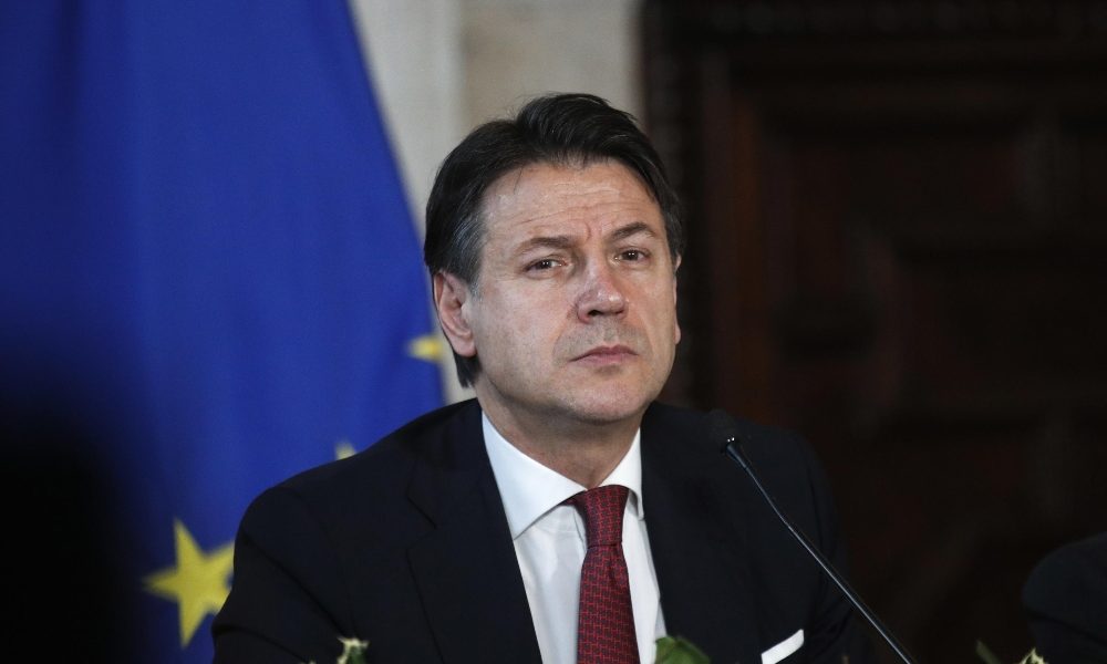 Conte convoca maggioranza e opposizione