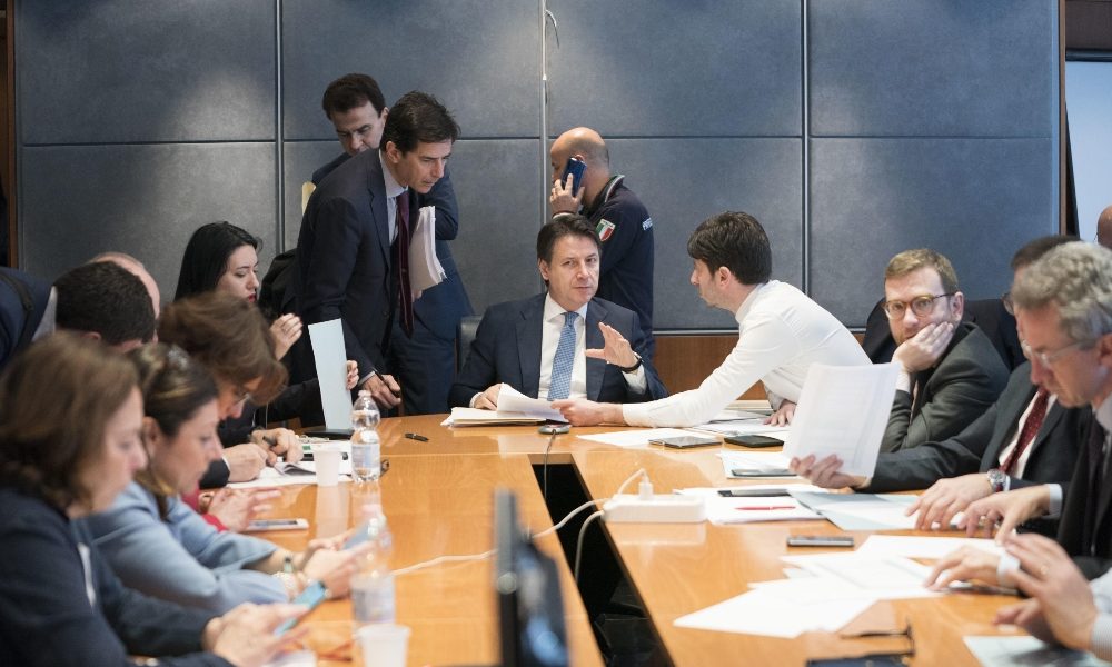Conte, non limitare spostamenti italiani