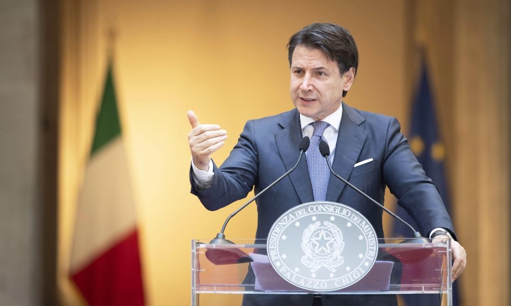 Conte, ora drastico taglio burocrazia