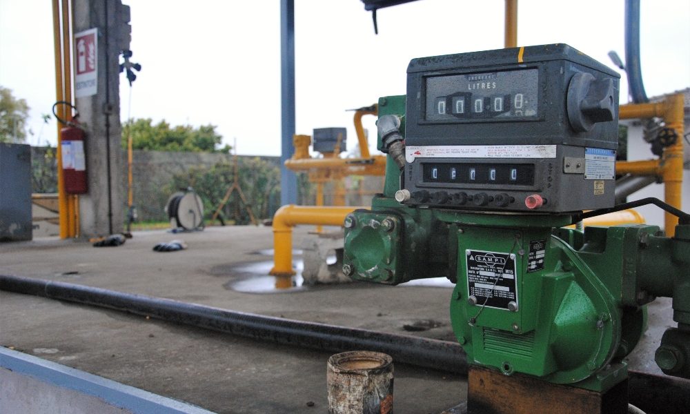 Contrabbando: carburanti alterati, deposito sequestrato