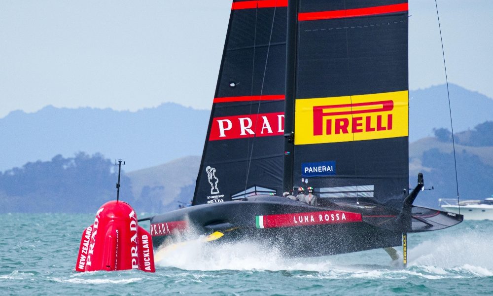 Coppa America: Luna Rossa si prepara a gara 10,sfida posticipata