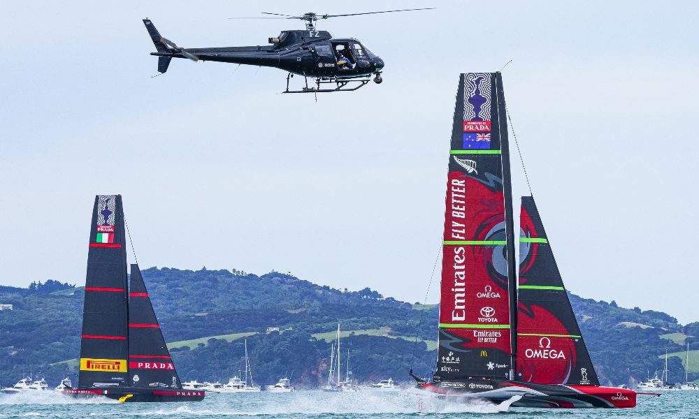 Coppa America: al via gara 3, buona partenza per Luna Rossa