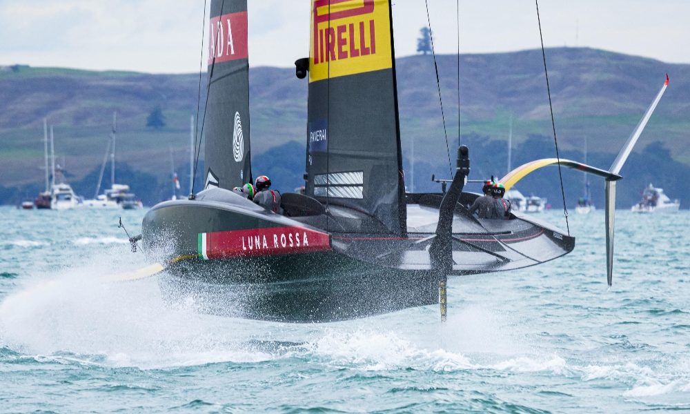 Coppa America: al via gara 7, parte bene Luna Rossa
