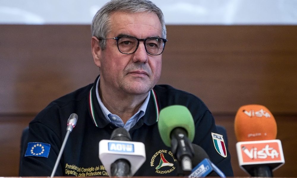 Coronavirus: 21 morti e 821 contagiati