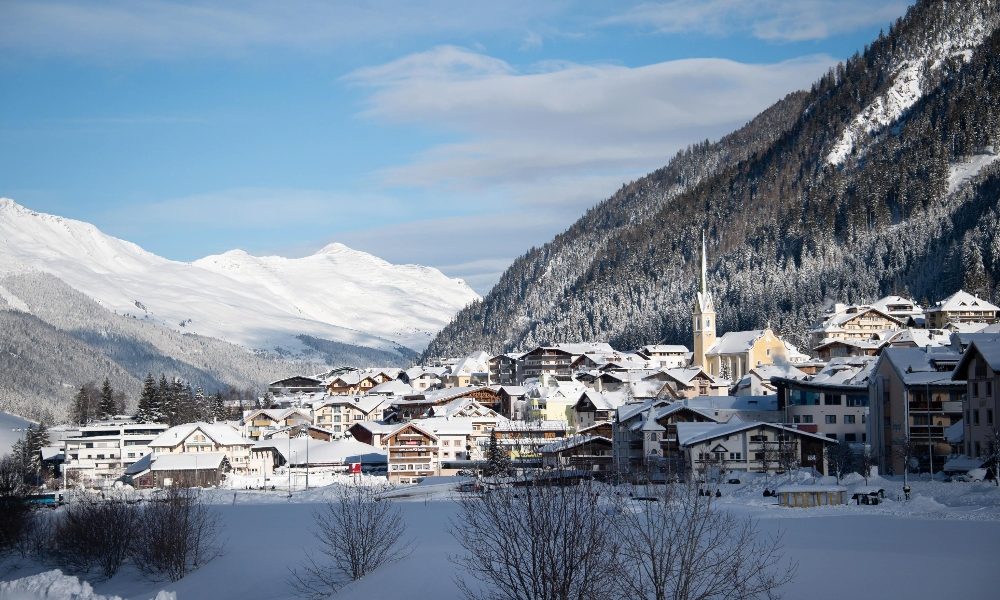 Coronavirus: 40% clienti resort in Austria ha anticorpi