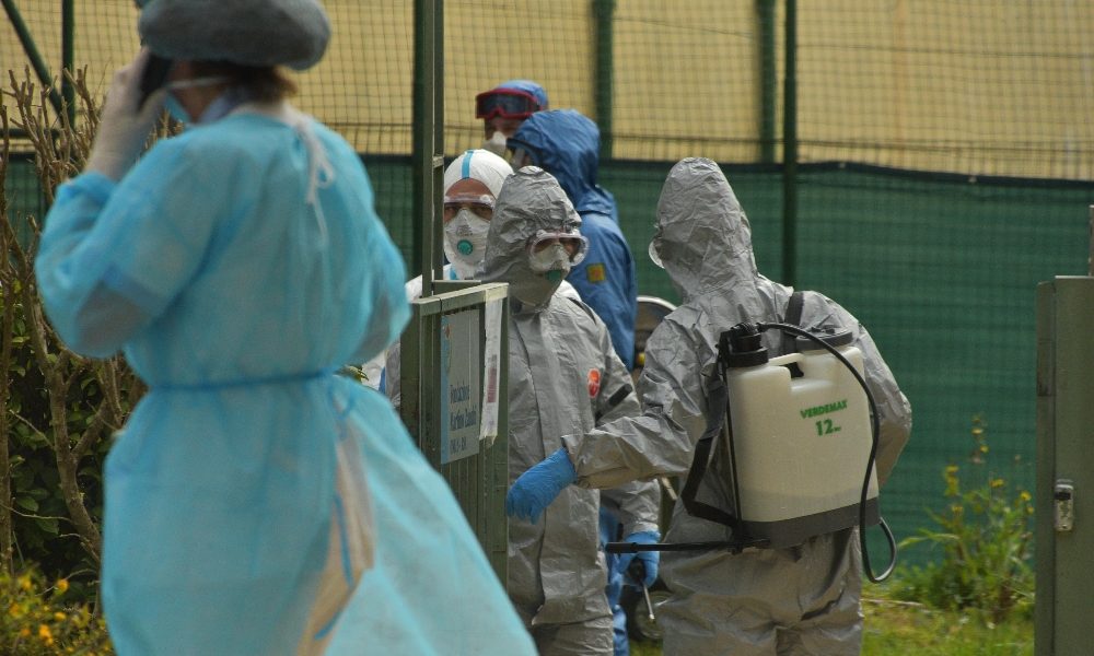 Coronavirus: Afp, superati 30mila morti