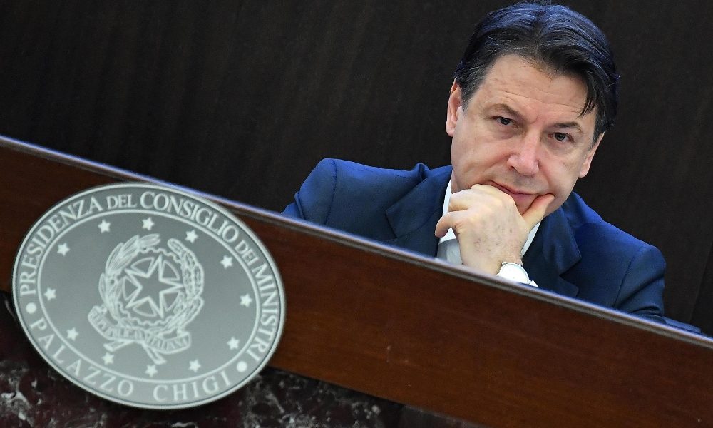 Coronavirus: Conte convoca i capigruppo