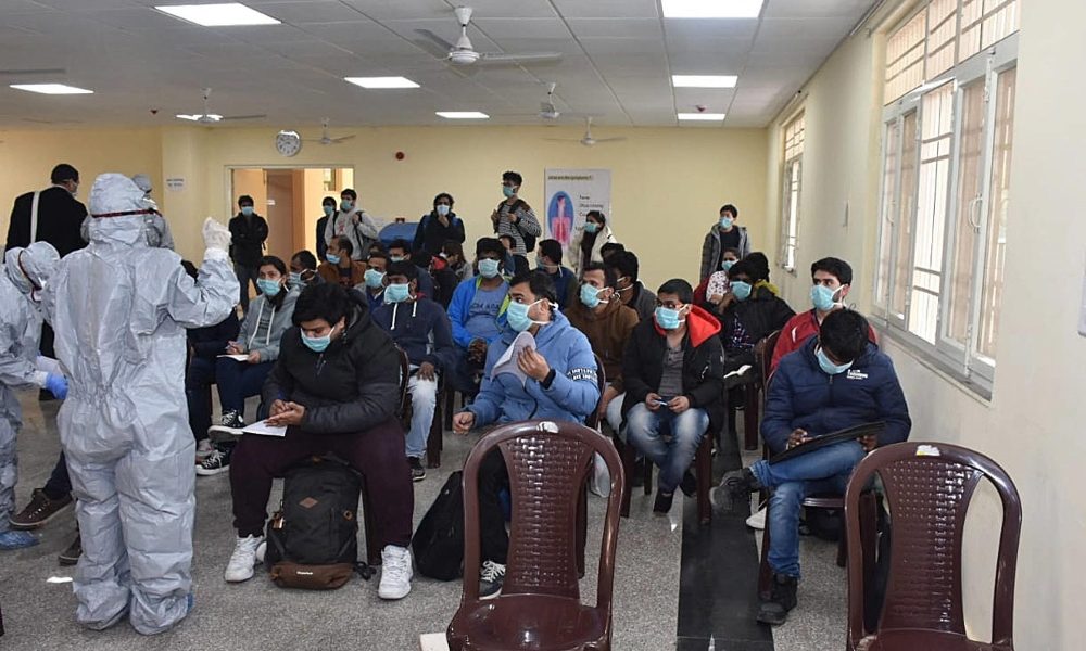 Coronavirus: India blocca anche italiani