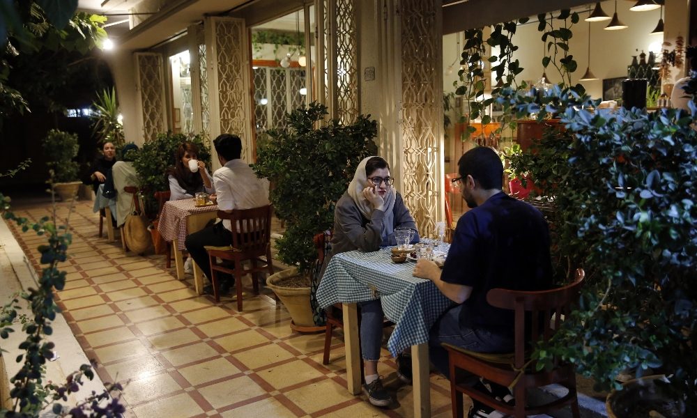Coronavirus: Iran, 2.521 casi e 179 vittime in 24 ore
