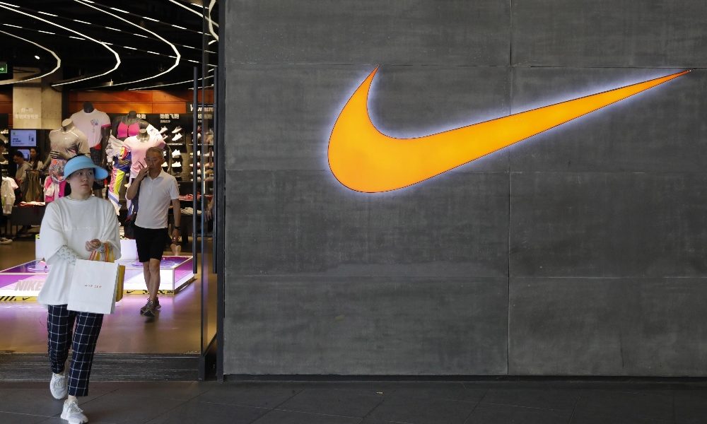 Coronavirus: Nike chiude in 3 continenti