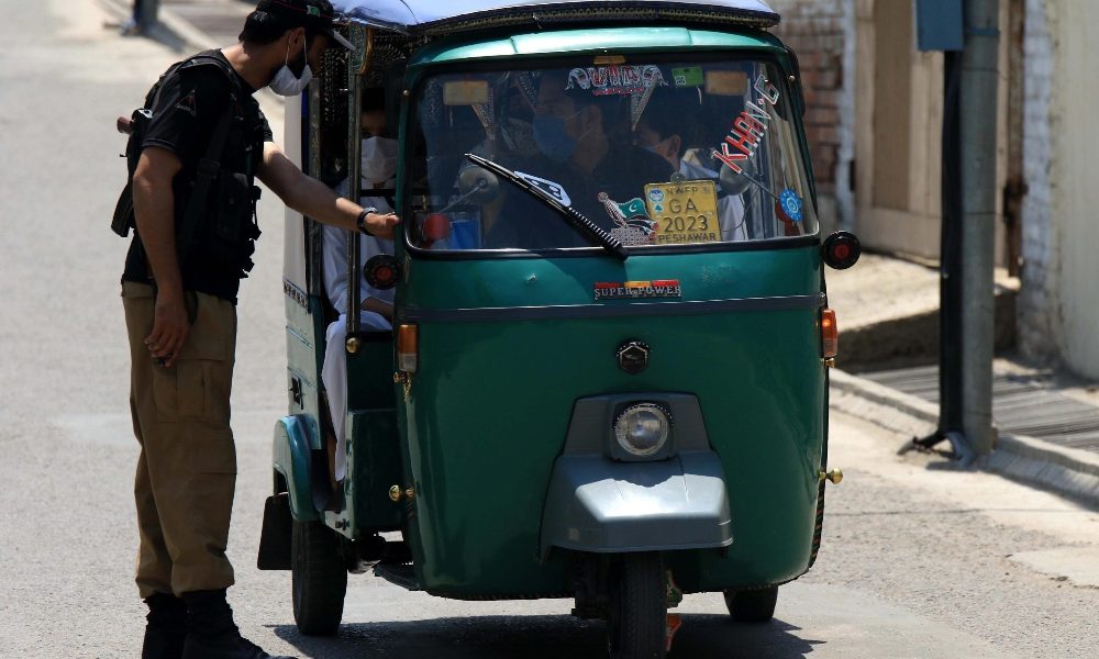 Coronavirus: Pakistan, 4.339 casi in 24 ore