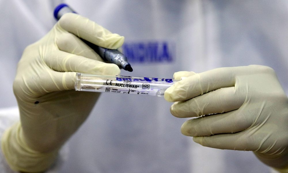 Due ambulatori per controllare gli ex-Covid