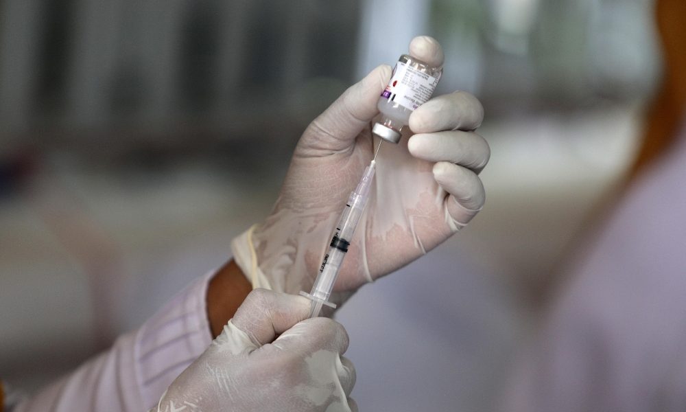 Il caso. «Vaccini antinfluenzali dalla Cina senza certificazione»