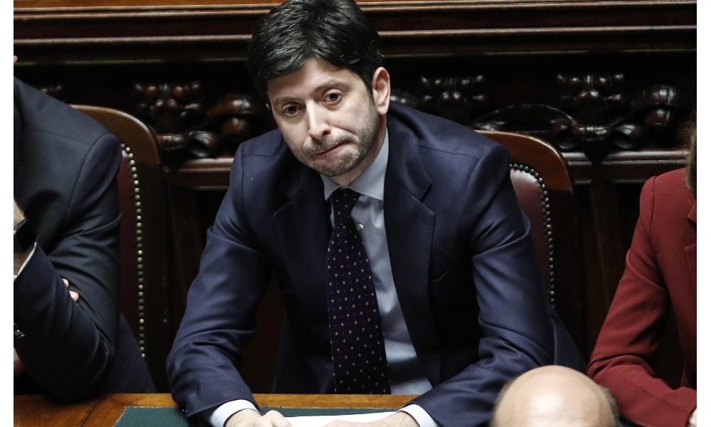 Coronavirus: Speranza, si vince insieme