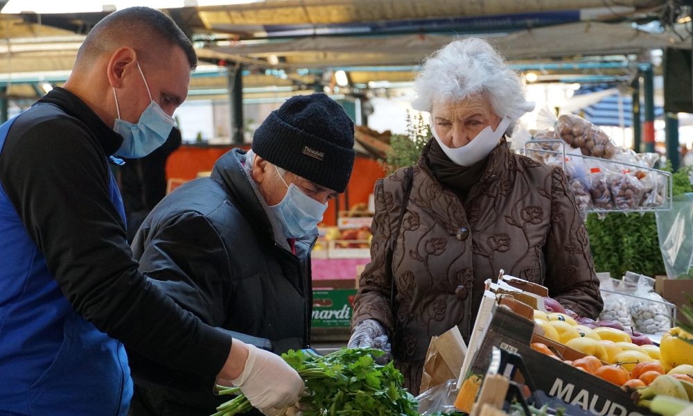La Regione, sì alla sperimentazione per i mercati