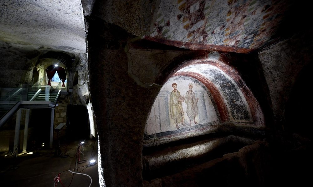 Coronavirus, chiuse catacombe in Italia