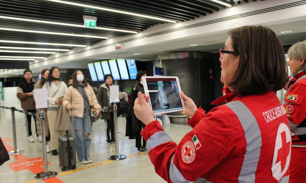 Coronavirus: controlli su voli da Roma